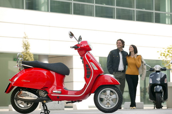 Vespa GTS