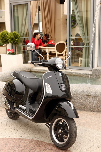 Vespa GTS 300 Super