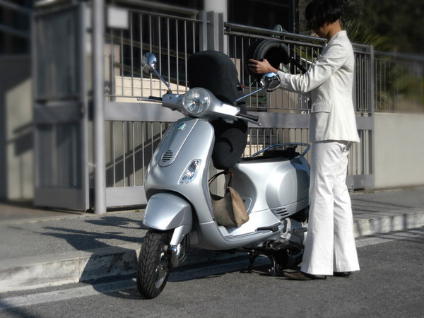 Vespa LX