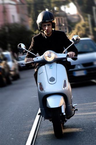 Vespa LX