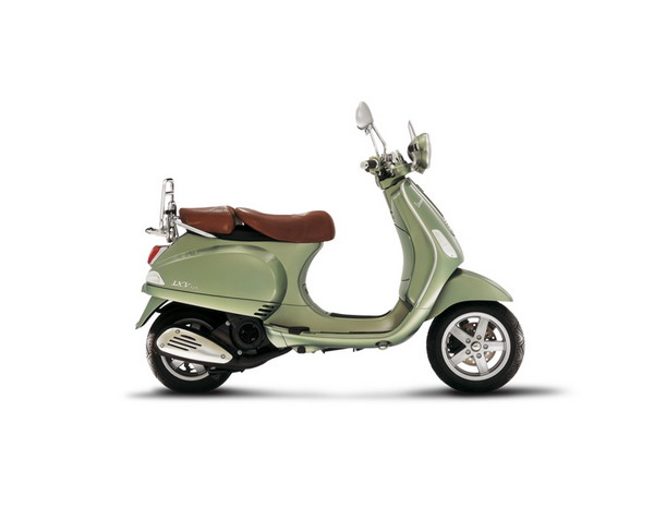 Vespa LXV